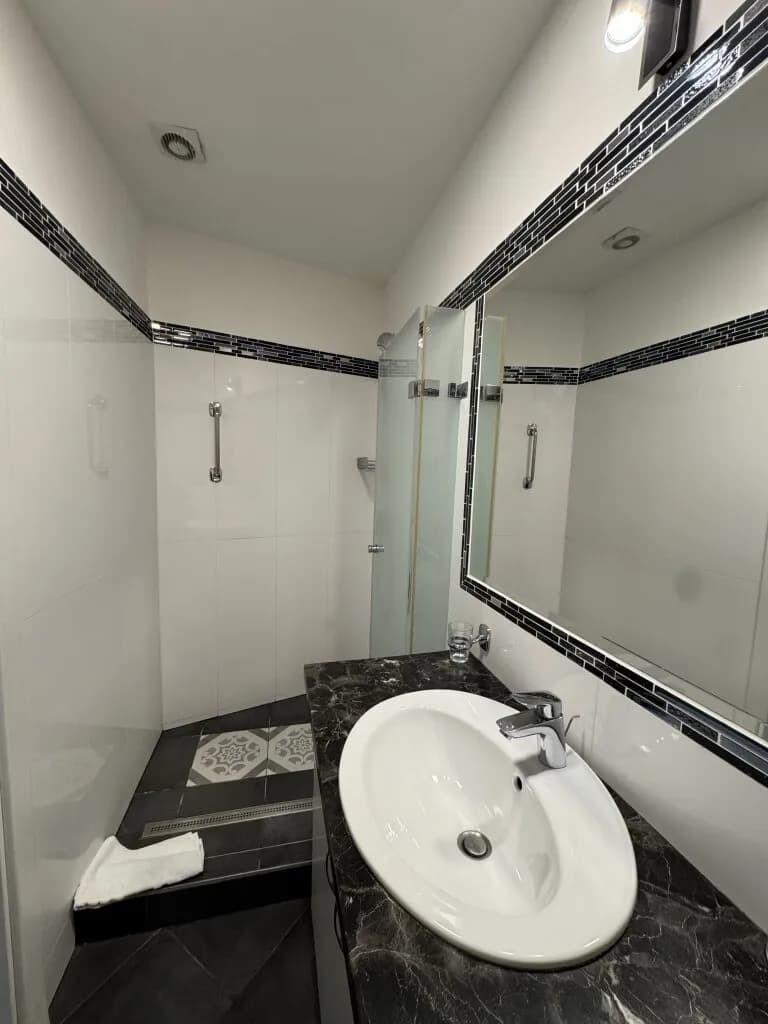 4-Zimmer-Wohnung mieten in Wien – 121 m², € 2.800 – Bild 15 von 15