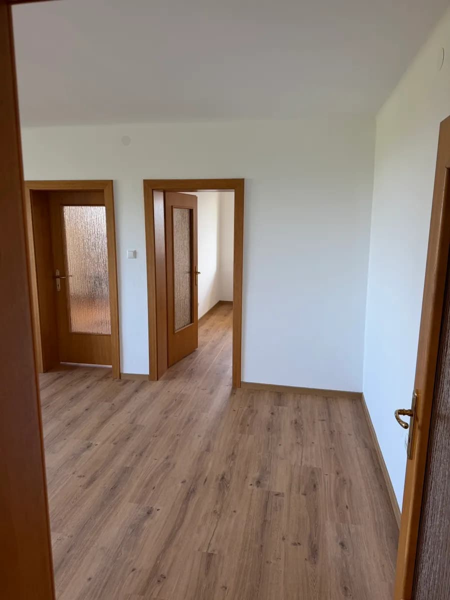 3-Zimmer-Wohnung mieten in Vöcklabruck – 65 m², € 900 – Bild 2 von 12