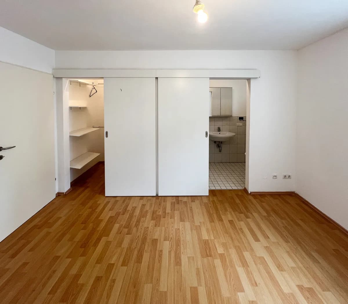 2-Zimmer-Wohnung mieten in Vöcklabruck – 56,92 m², € 640 – Bild 6 von 9