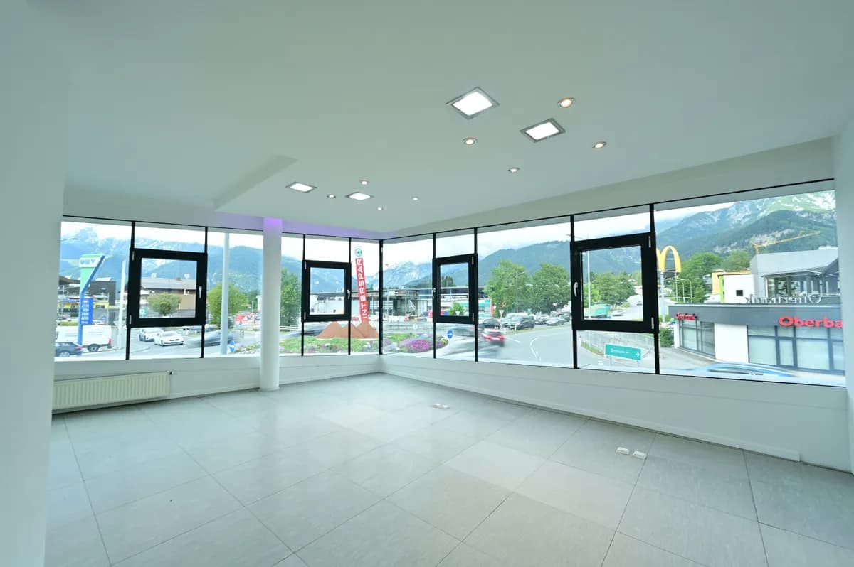 Gewerbeimmobilie mieten in Zell am See – 142 m², € 2.113