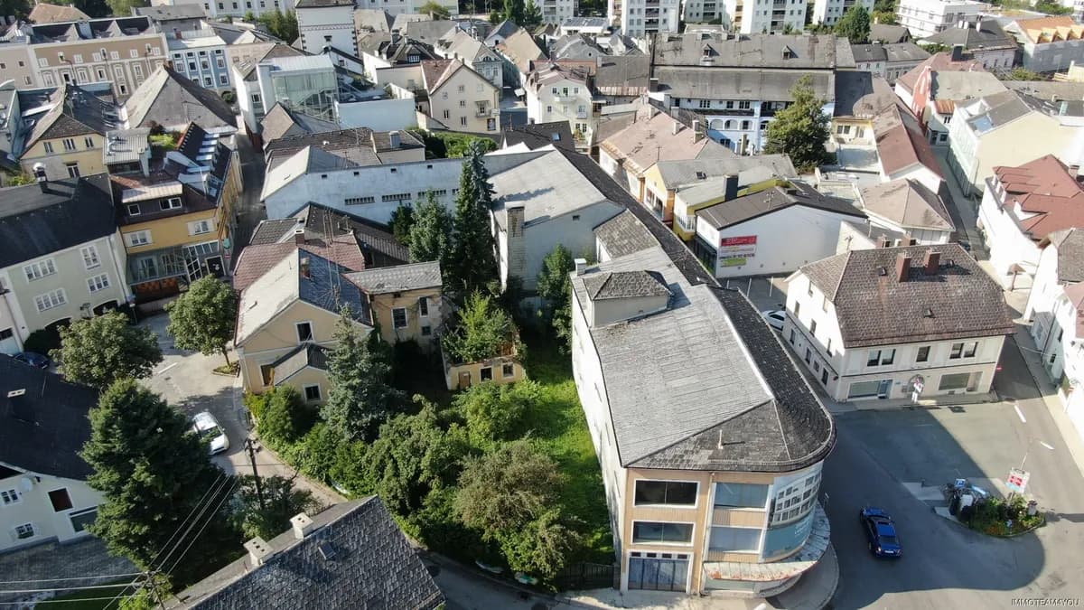 Haus kaufen in Vöcklabruck – 1 549 m², € 1.850.000 – Bild 4 von 5