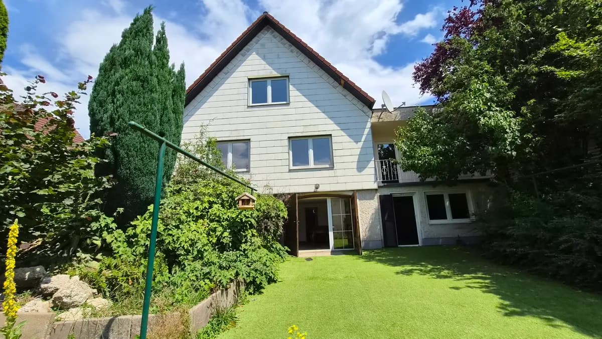 7-Zimmer-Haus mieten in Linz – 160 m², € 1.700 – Bild 1 von 28