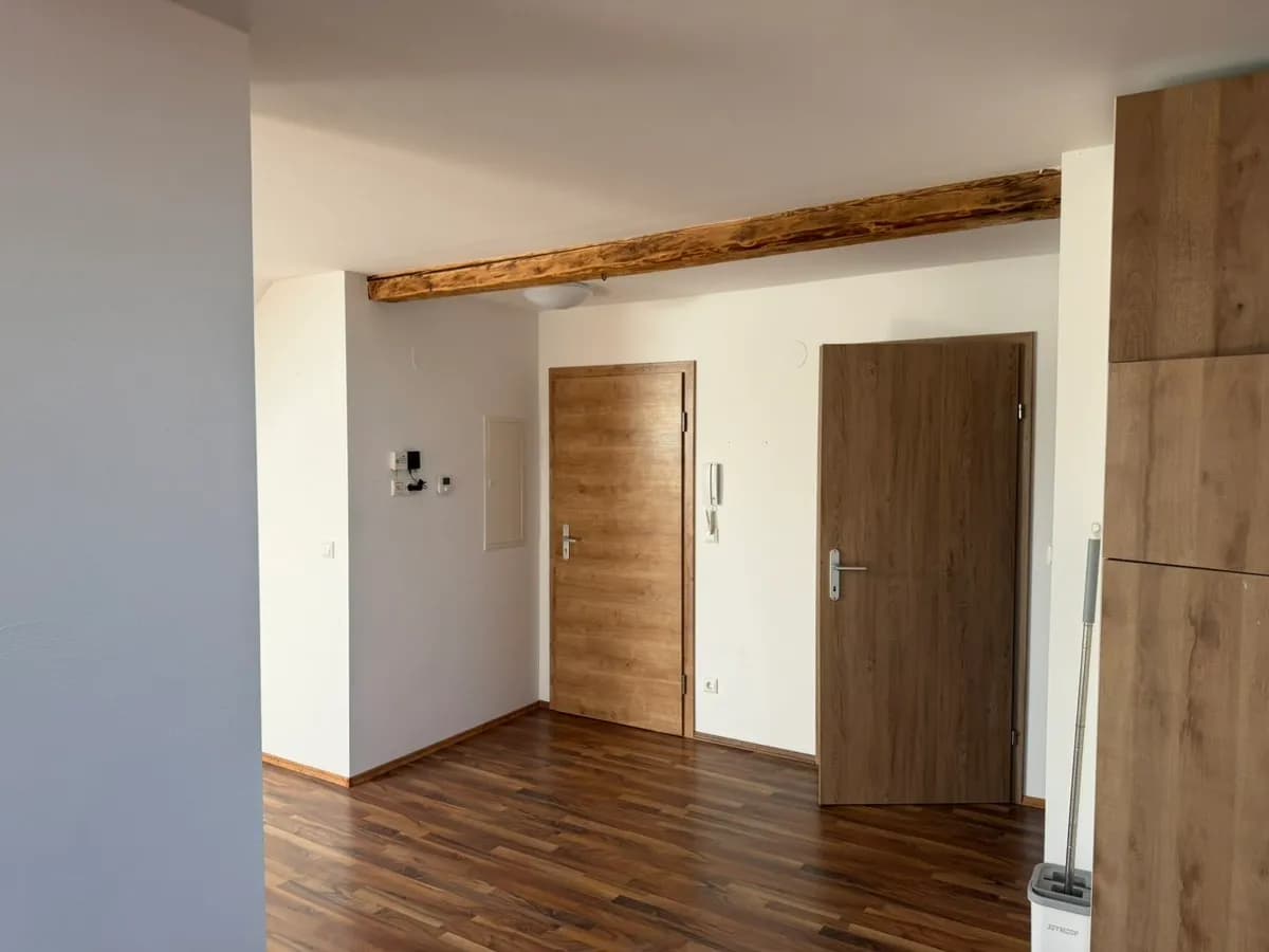 Wohnung mieten in Horn – 80 m², € 600 – Bild 2 von 7