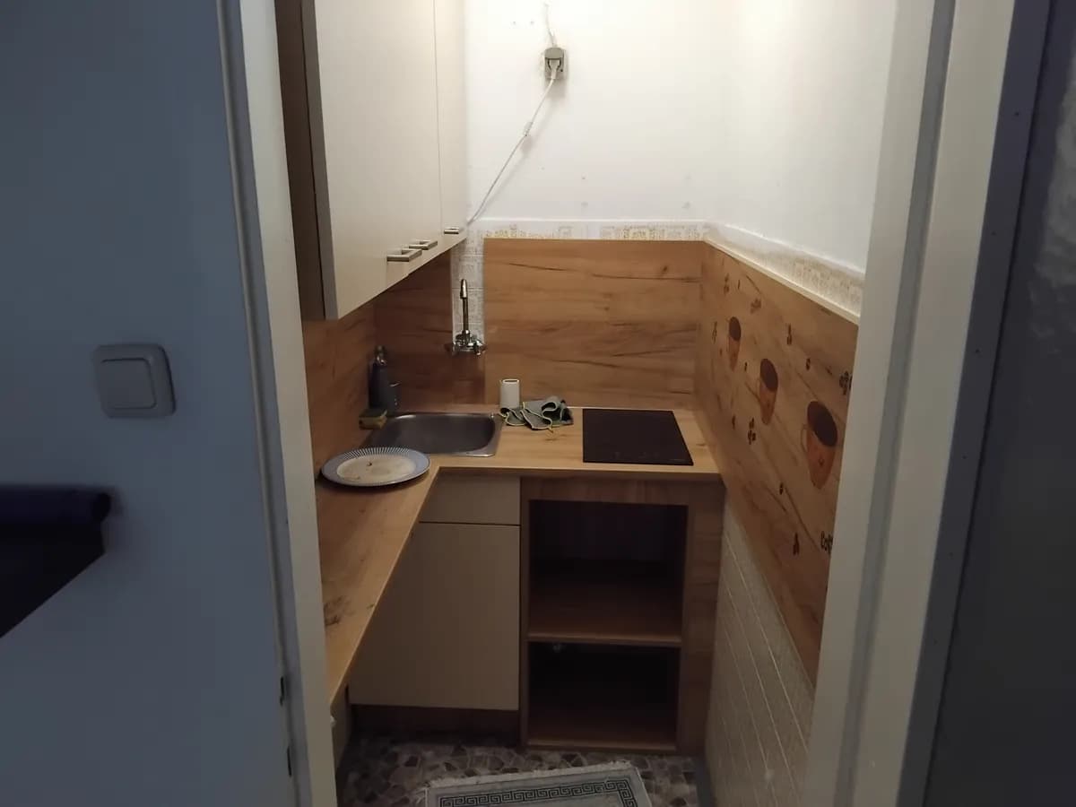 1-Zimmer-Wohnung mieten in Linz – 30 m², € 500 – Bild 2 von 5