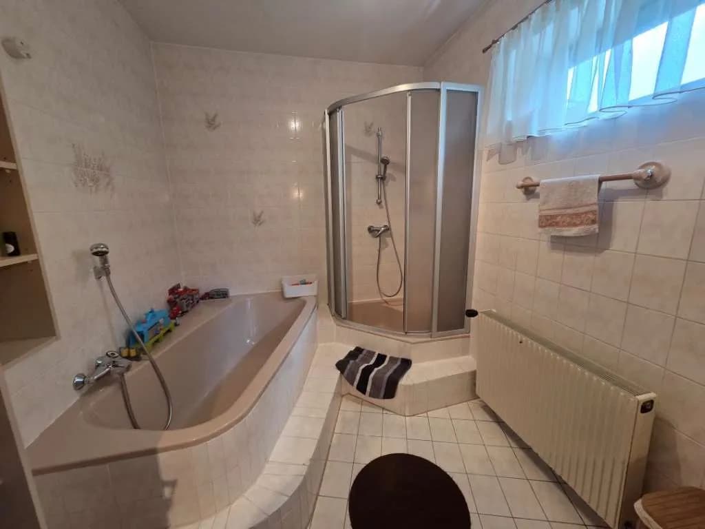 7-Zimmer-Haus kaufen in Graz – 276 m², € 398.000 – Bild 23 von 23