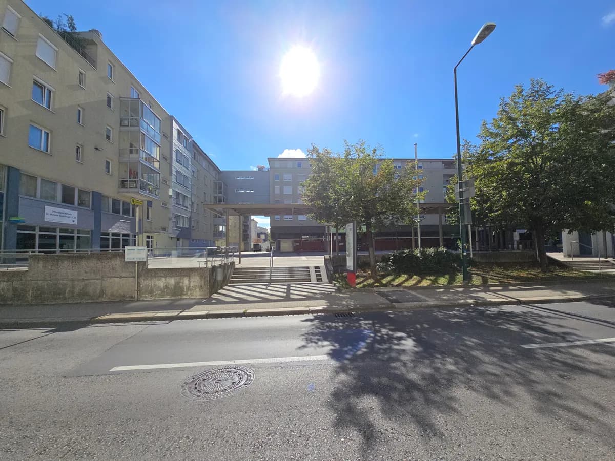 Gewerbeimmobilie mieten in Wels – 60 m², € 1.450 – Bild 11 von 11