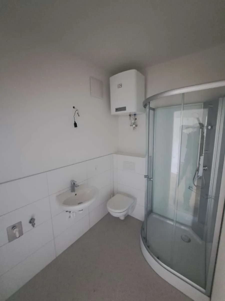 2-Zimmer-Wohnung mieten in Wels-Land – 35 m², € 590 – Bild 8 von 9