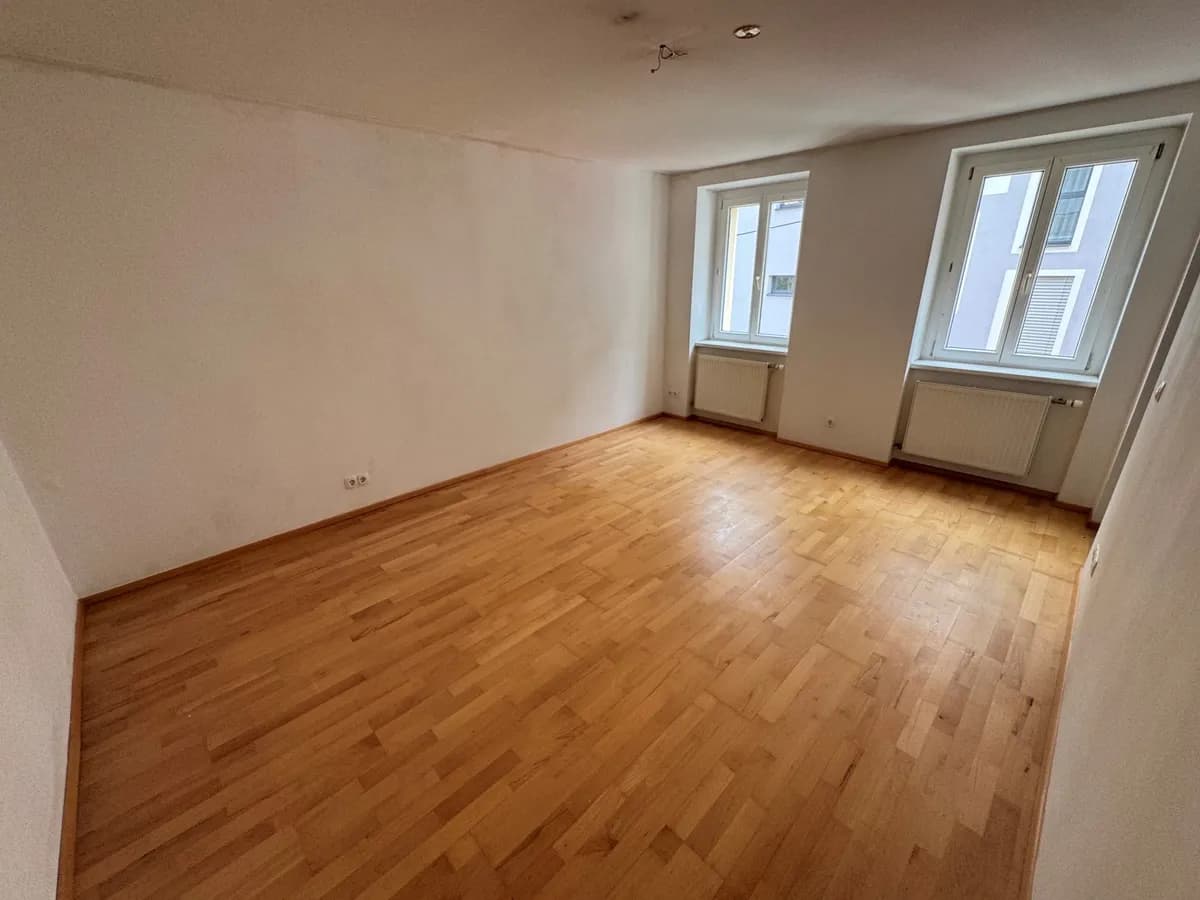 1-Zimmer-Wohnung mieten in Linz – 29,8 m², € 500 – Bild 2 von 7