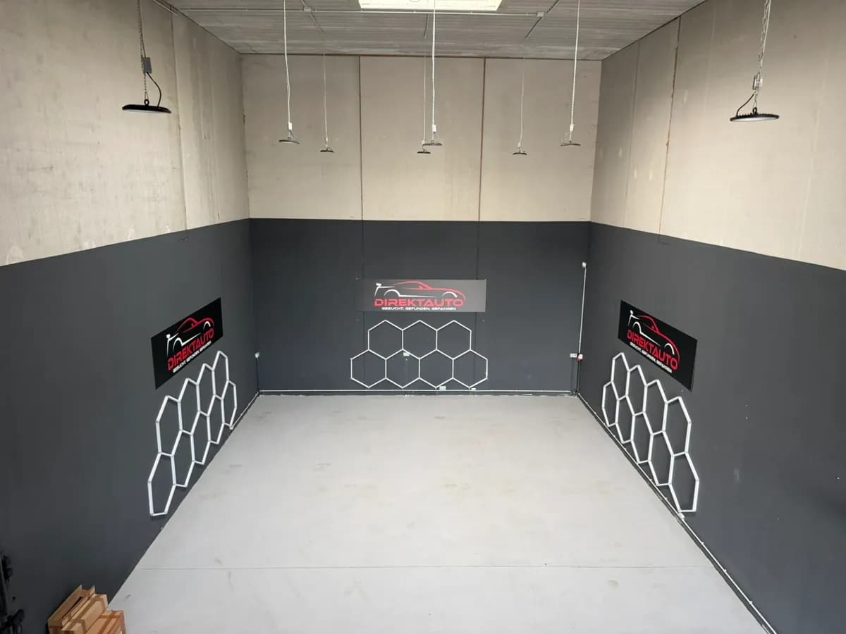 2-Zimmer-Gewerbeimmobilie mieten in Baden – 1 100 m², € 2.700 – Bild 3 von 12