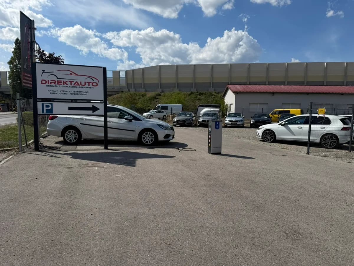 2-Zimmer-Gewerbeimmobilie mieten in Baden – 1 100 m², € 2.700 – Bild 9 von 12