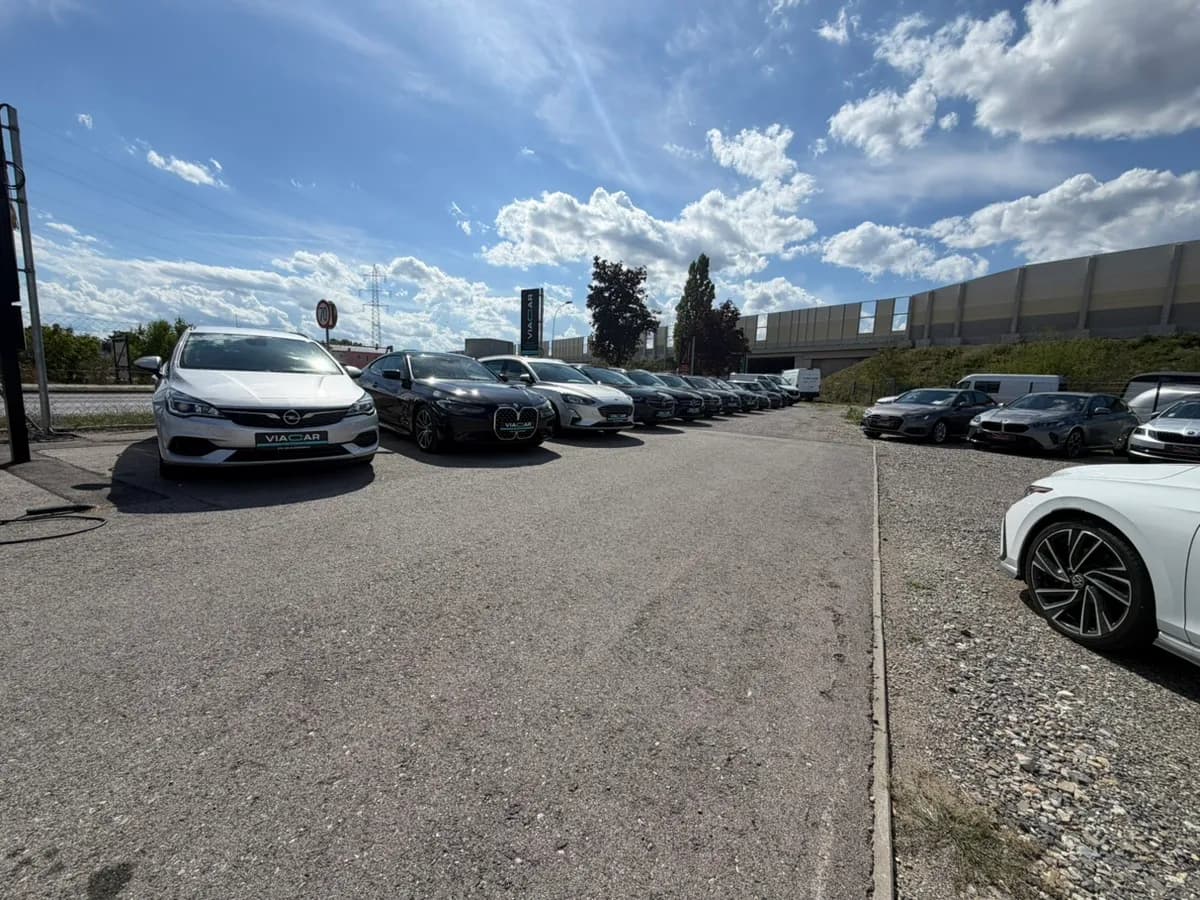 2-Zimmer-Gewerbeimmobilie mieten in Baden – 1 100 m², € 2.700 – Bild 11 von 12
