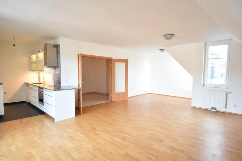2-Zimmer-Wohnung mieten in Tulln – 78,53 m², € 1.190 – Bild 2 von 21