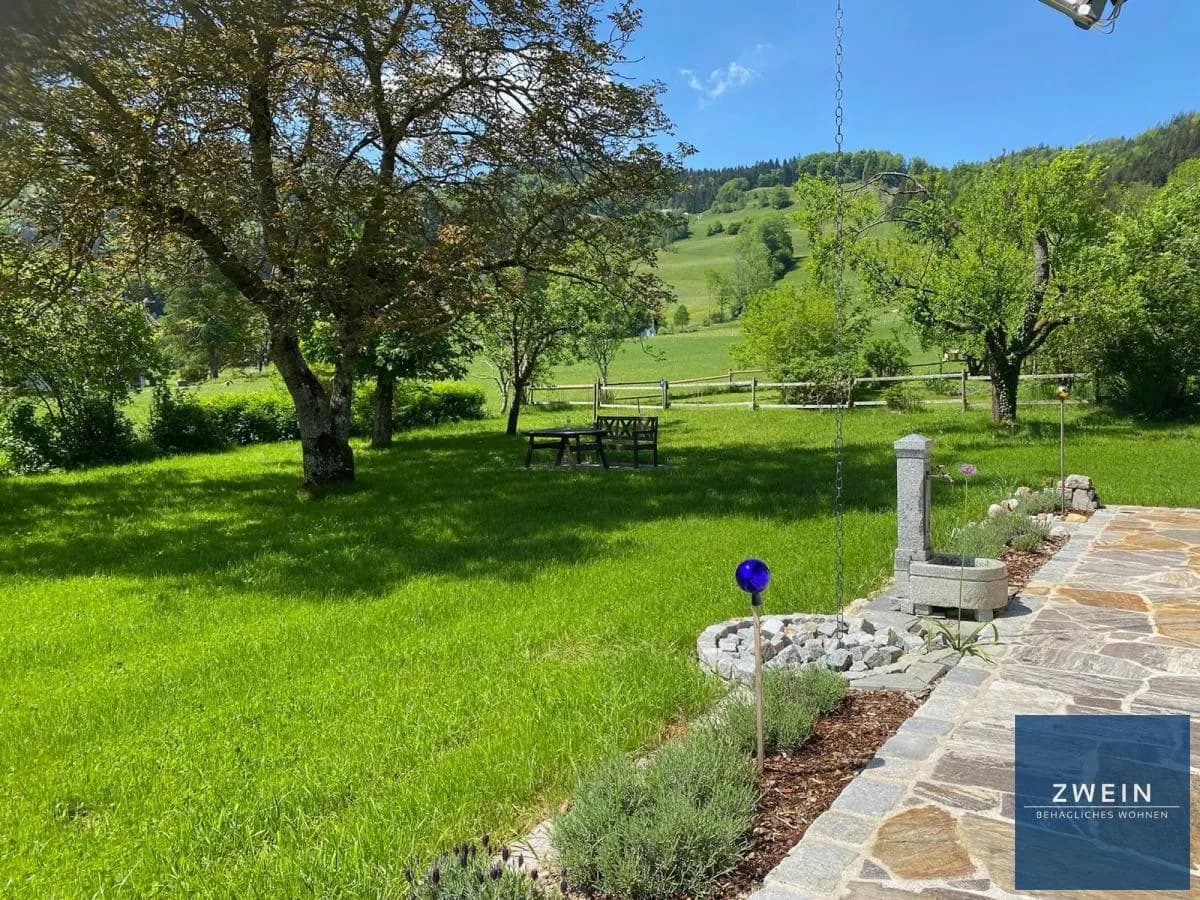 4-Zimmer-Haus mieten in Vöcklabruck – 110 m², € 2.300 – Bild 2 von 10