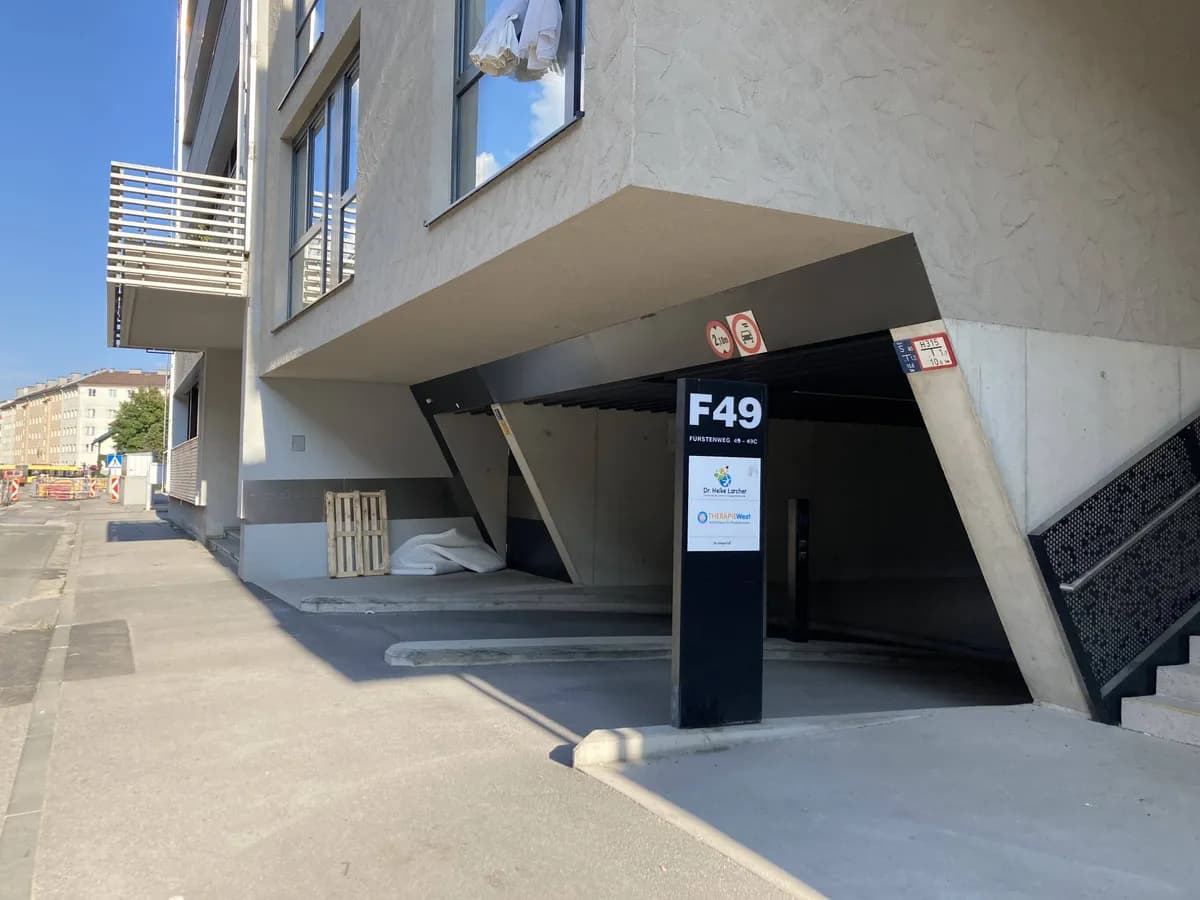 Immobilie mieten in Innsbruck – 13 m², € 99 – Bild 2 von 6