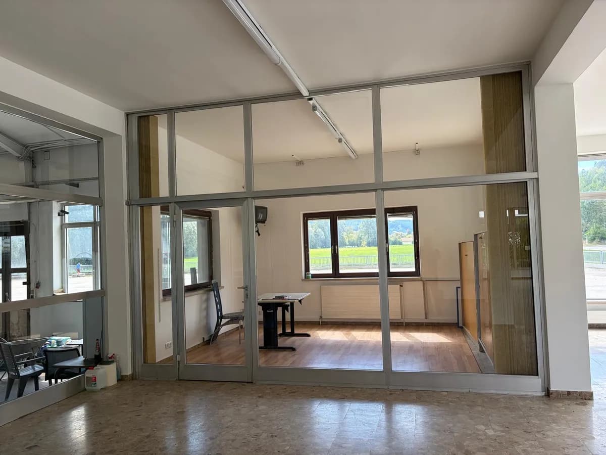 Gewerbeimmobilie mieten in Neunkirchen – 600 m², € 5 – Bild 17 von 17