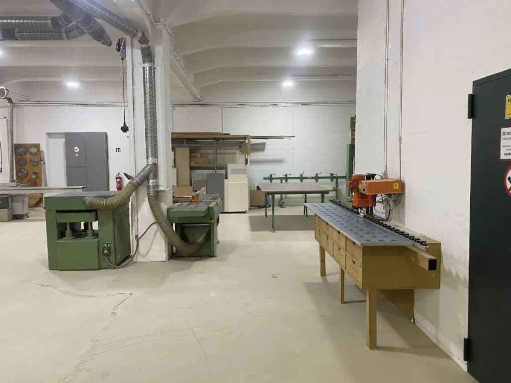 Gewerbeimmobilie mieten in Baden – 343 m², € 980 – Bild 2 von 10