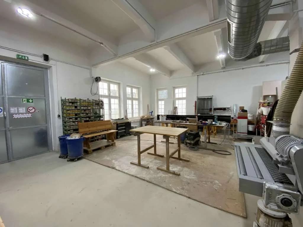 Gewerbeimmobilie mieten in Baden – 343 m², € 980 – Bild 8 von 10