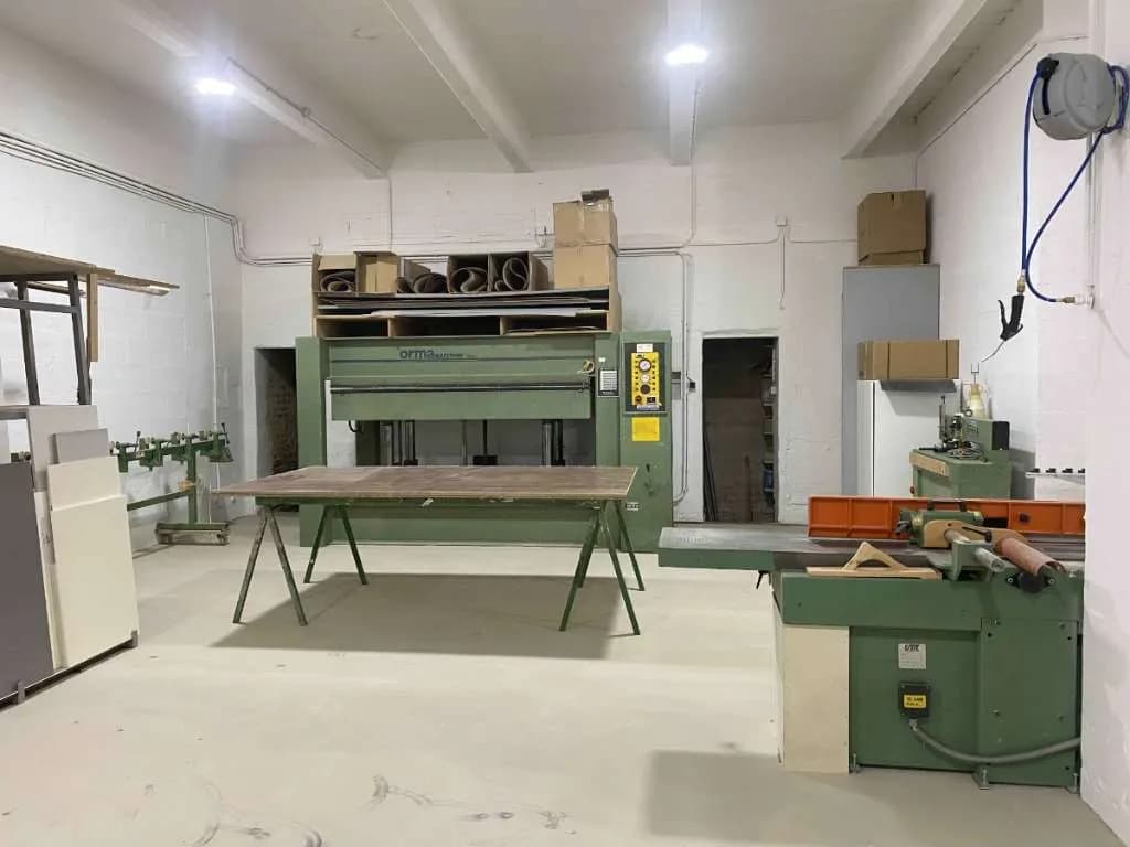 Gewerbeimmobilie mieten in Baden – 343 m², € 980 – Bild 10 von 10