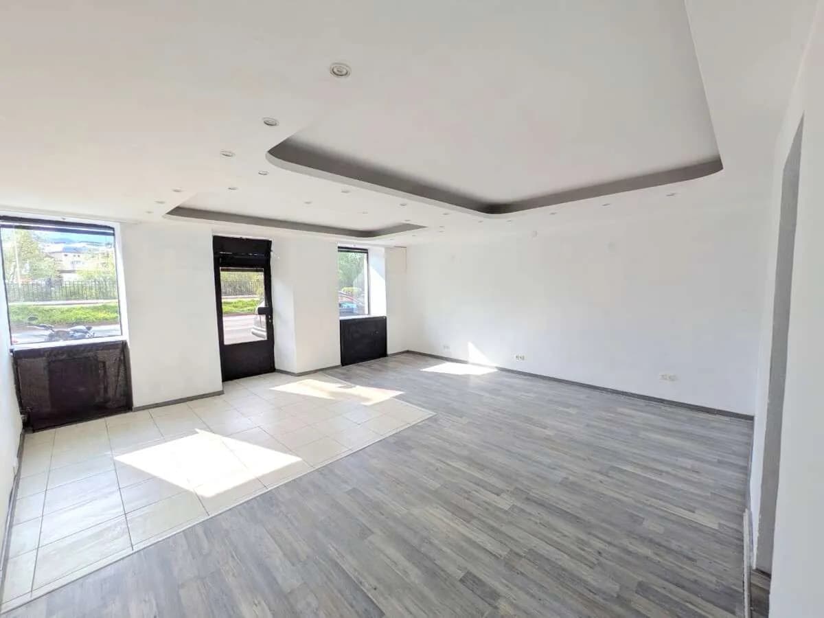 Gewerbeimmobilie kaufen in Innsbruck – 50 m², € 320.000 – Bild 3 von 7