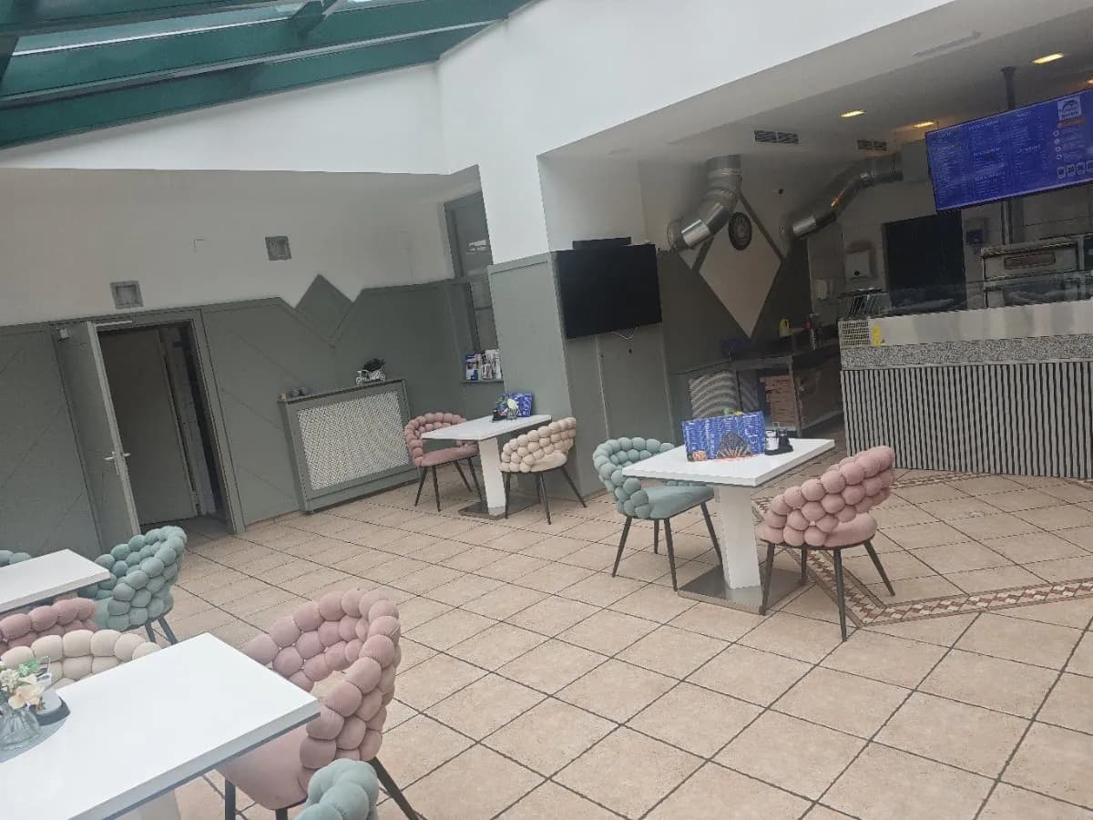 5-Zimmer-Gewerbeimmobilie mieten in Wiener Neustadt Land – 250 m², € 1.680 – Bild 6 von 18