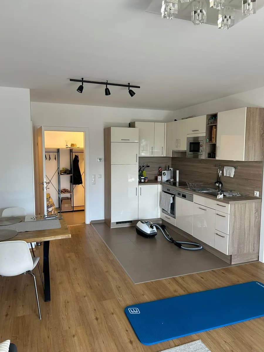 2-Zimmer-Wohnung mieten in Wels-Land – 57 m², € 823 – Bild 2 von 8