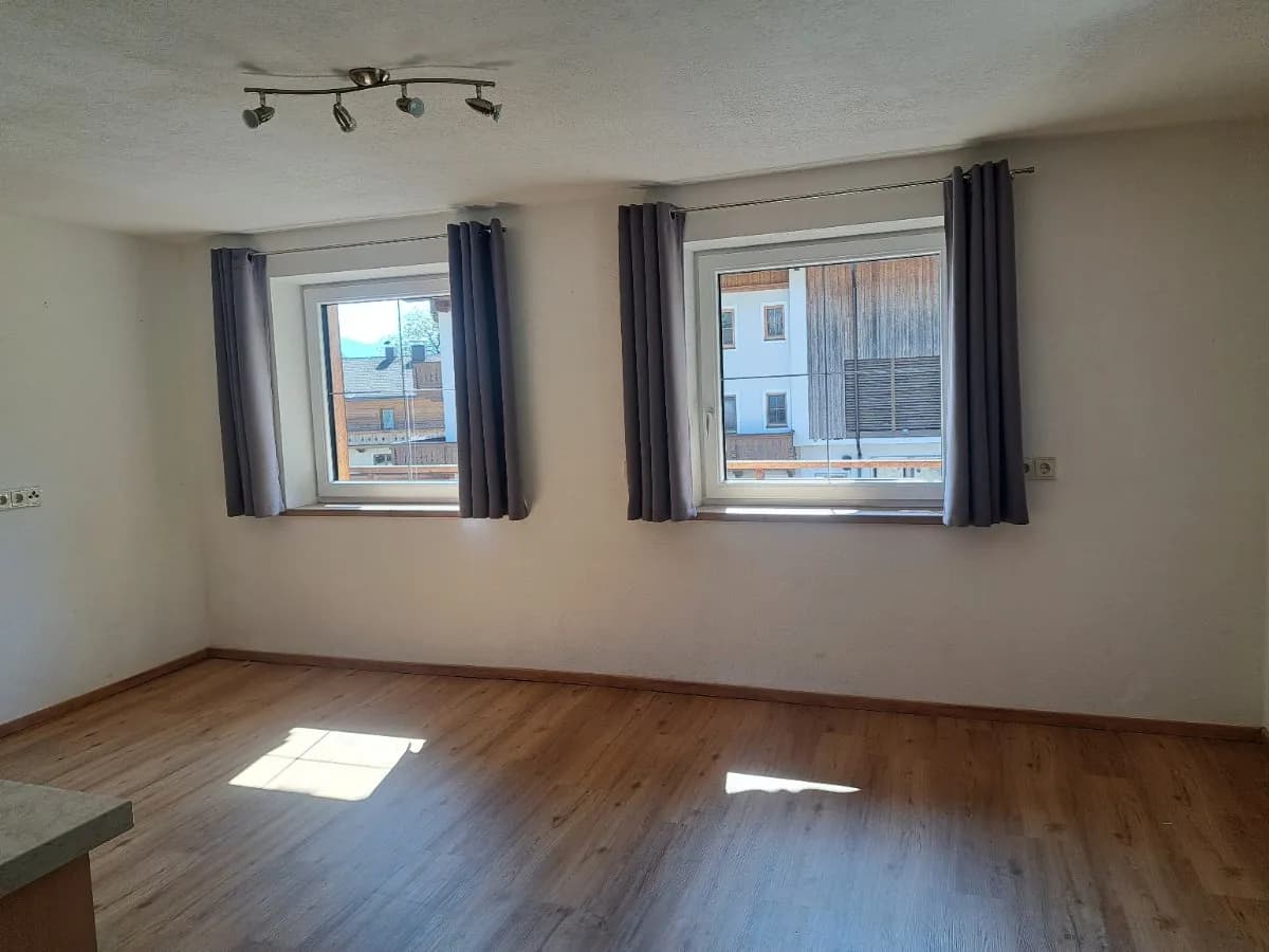 3-Zimmer-Wohnung mieten in Kufstein – 40 m², € 750 – Bild 3 von 8