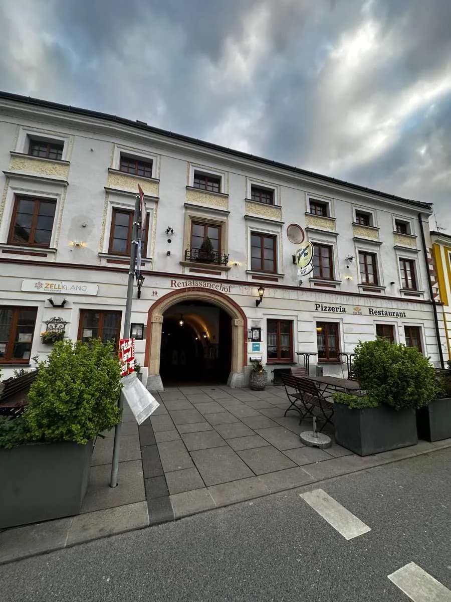 Gewerbeimmobilie mieten in Sankt Pölten Land – 300 m², € 2.500