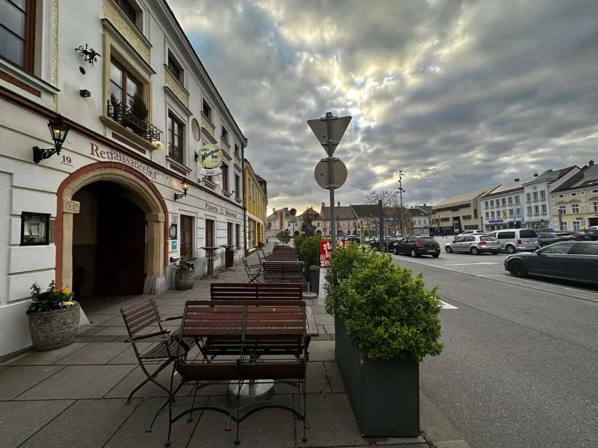 Gewerbeimmobilie mieten in Sankt Pölten Land – 300 m², € 2.500 – Bild 2 von 26