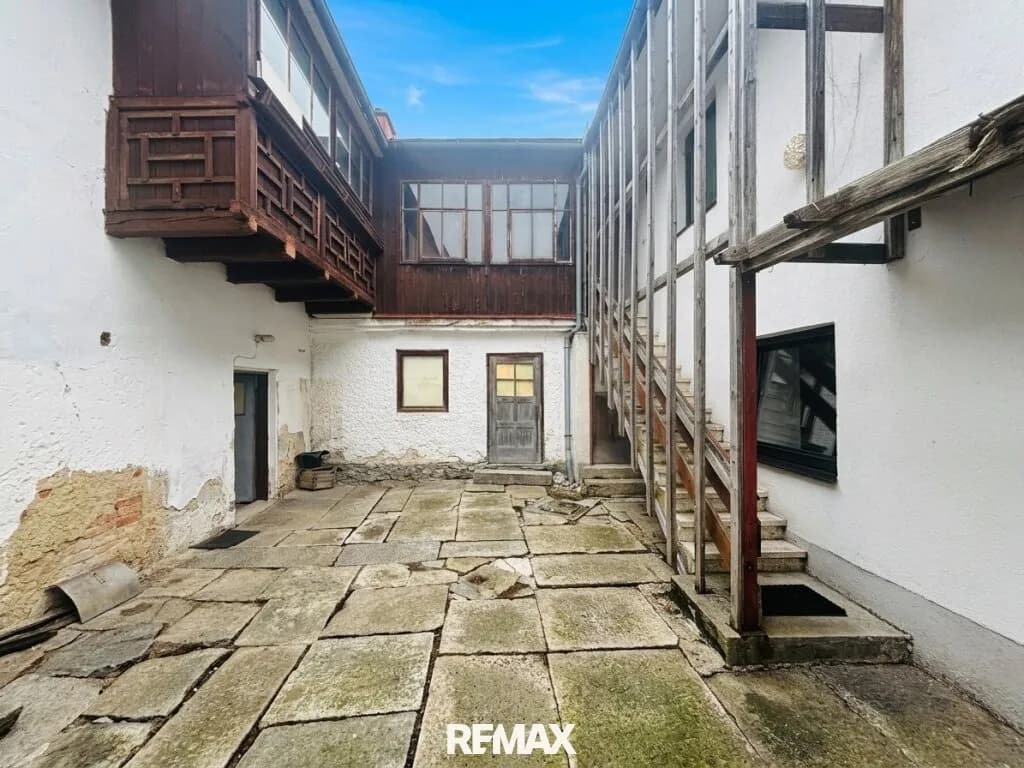 8-Zimmer-Haus kaufen in Rohrbach – 887 m², € 160.000 – Bild 8 von 16