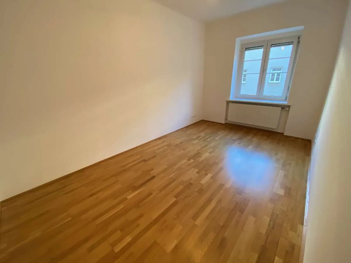 Gewerbeimmobilie mieten in Linz – 92 m², € 1.089 – Bild 5 von 12