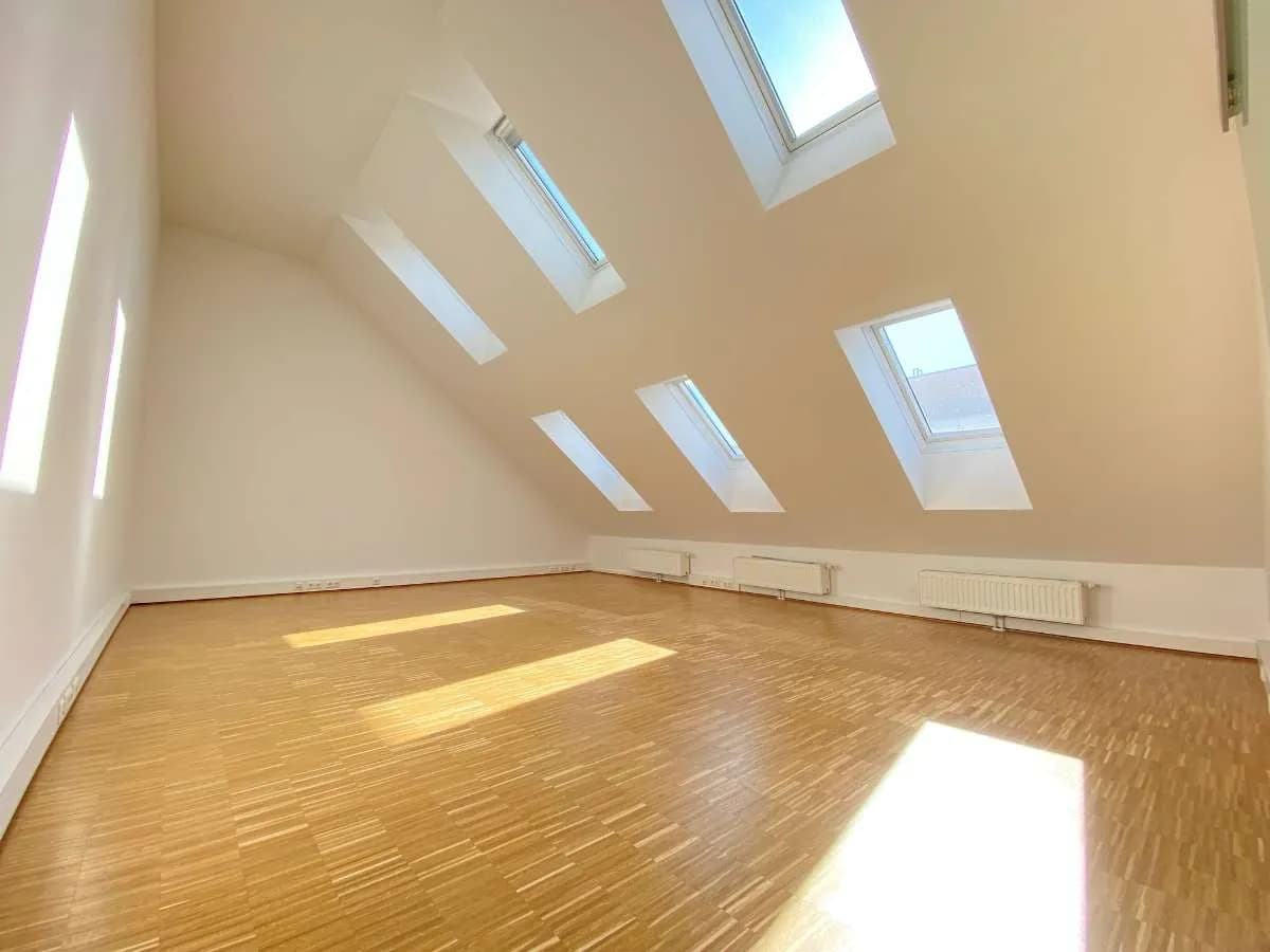 Gewerbeimmobilie mieten in Linz – 210 m², € 2.540 – Bild 2 von 18