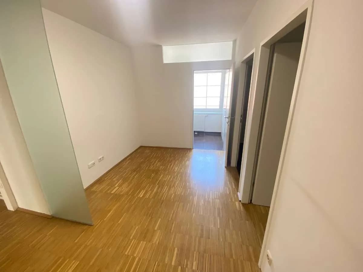 Gewerbeimmobilie mieten in Linz – 210 m², € 2.540 – Bild 10 von 18