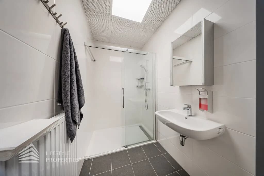 Gewerbeimmobilie mieten in Korneuburg – 500 m², € 6.400 – Bild 22 von 36