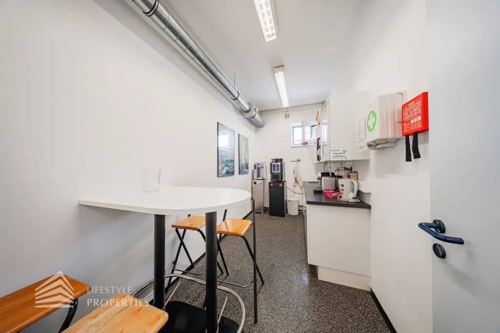 Gewerbeimmobilie mieten in Korneuburg – 500 m², € 6.400 – Bild 31 von 36