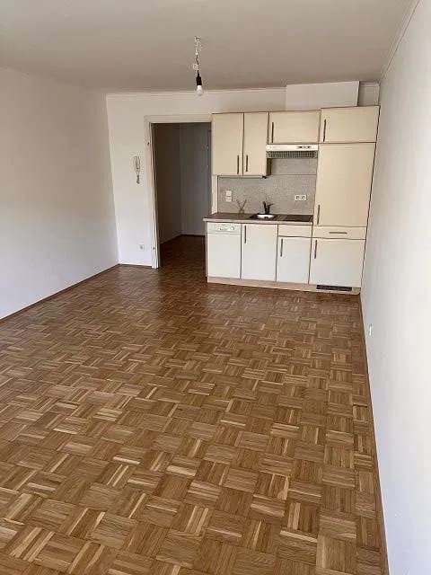 1-Zimmer-Wohnung mieten in Graz – 30 m², € 430 – Bild 1 von 11