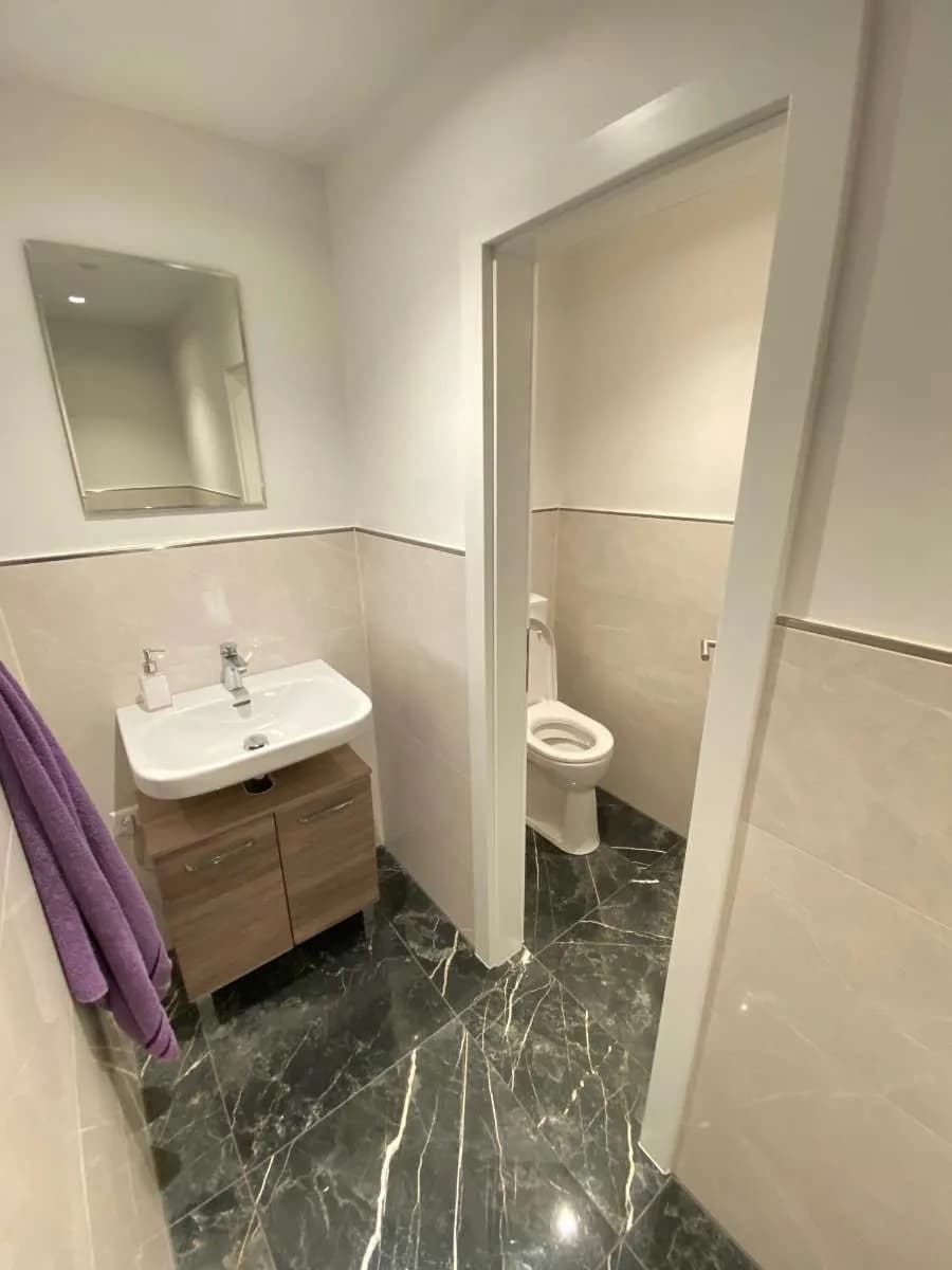 Gewerbeimmobilie mieten in Linz – 237 m², € 1.950 – Bild 10 von 14