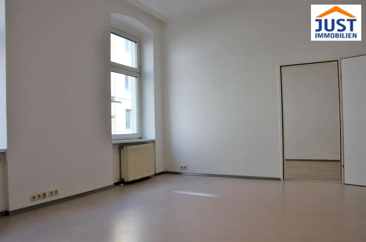 Gewerbeimmobilie mieten in Linz – 100 m², € 998