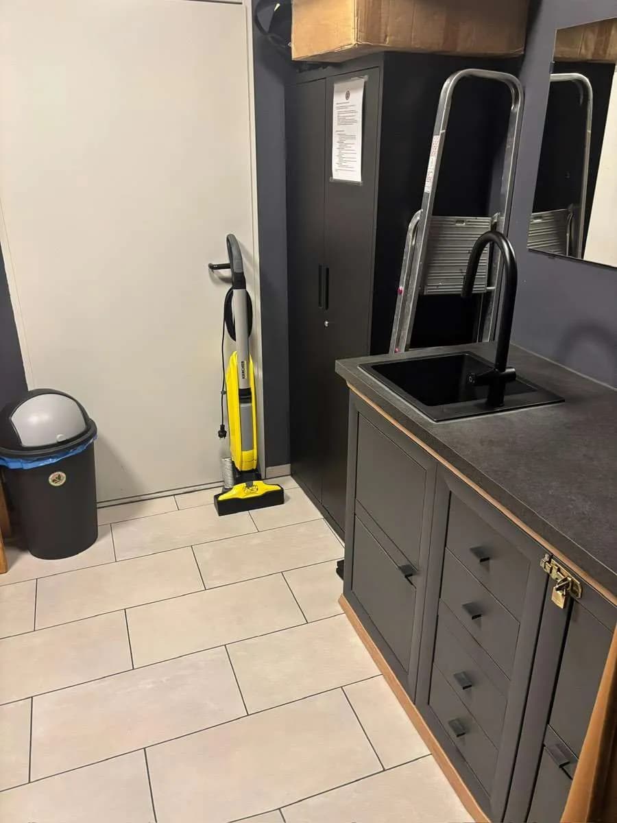 5-Zimmer-Gewerbeimmobilie mieten in Sankt Veit an der Glan – 110 m², € 950 – Bild 7 von 11