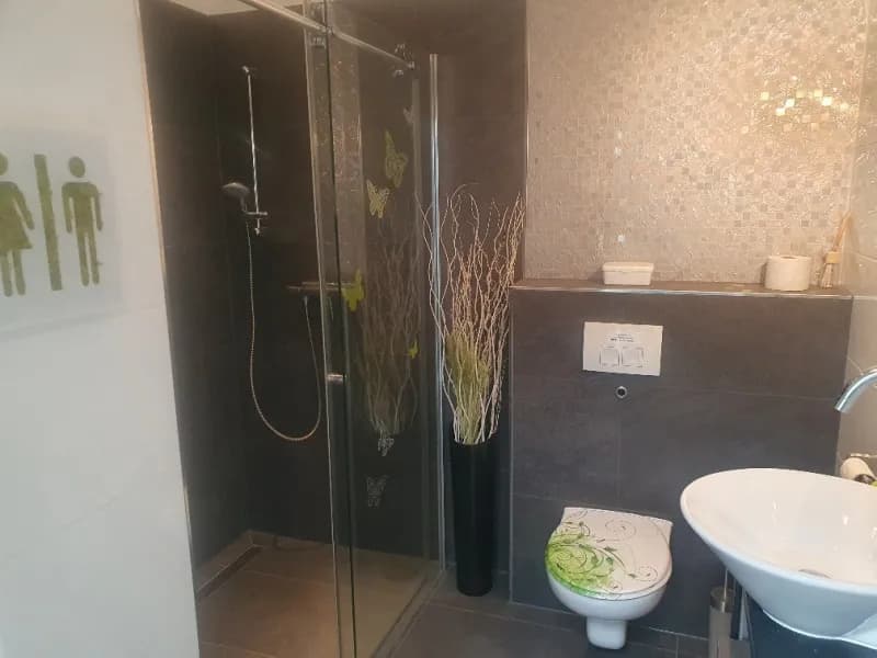 3-Zimmer-Gewerbeimmobilie mieten in Graz – 111 m², € 1.523 – Bild 8 von 12