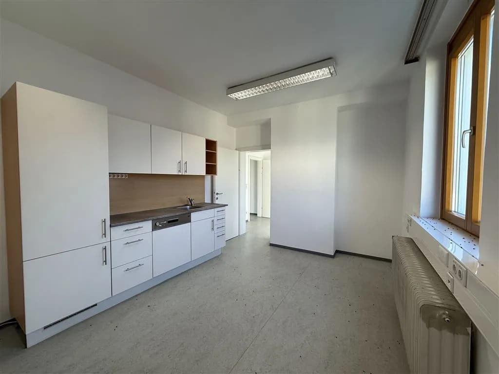 Gewerbeimmobilie mieten in Hallein – 69 m², € 1.133 – Bild 11 von 38