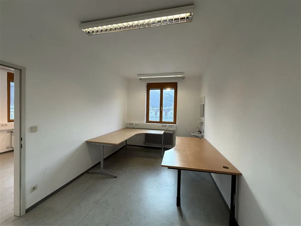 3-Zimmer-Gewerbeimmobilie mieten in Hallein – 36 m², € 598 – Bild 9 von 34