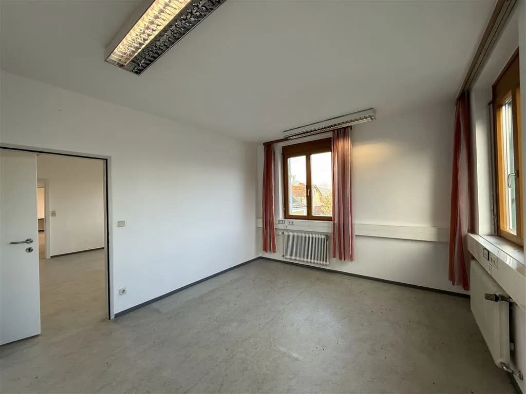 5-Zimmer-Gewerbeimmobilie mieten in Hallein – 85 m², € 1.401 – Bild 11 von 38