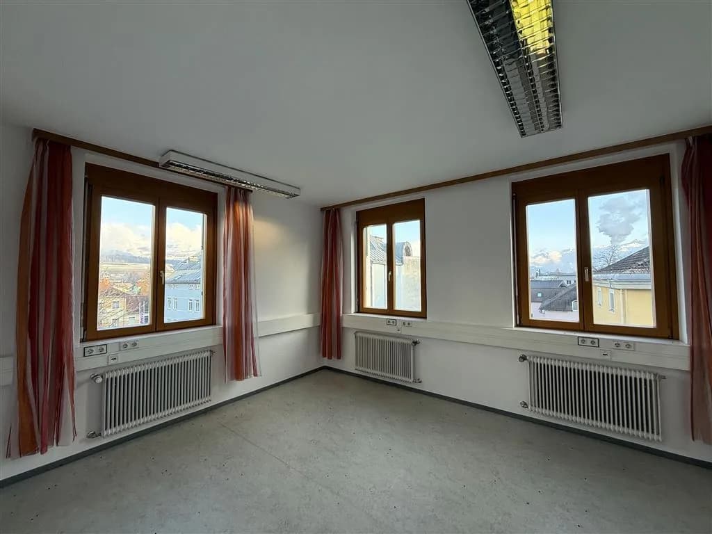 5-Zimmer-Gewerbeimmobilie mieten in Hallein – 85 m², € 1.401 – Bild 12 von 38
