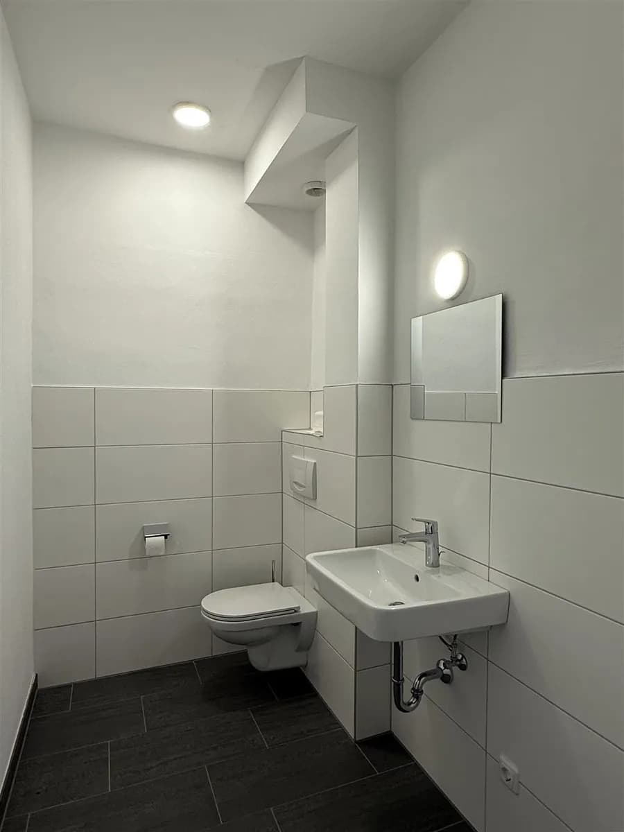 5-Zimmer-Gewerbeimmobilie mieten in Hallein – 85 m², € 1.401 – Bild 19 von 38