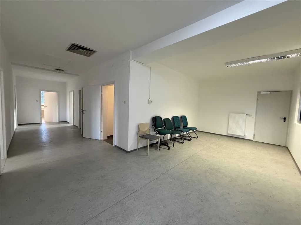 5-Zimmer-Gewerbeimmobilie mieten in Hallein – 85 m², € 1.401 – Bild 30 von 38