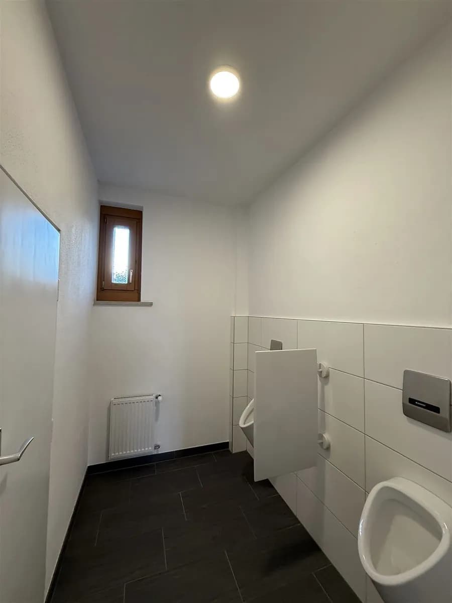 3-Zimmer-Gewerbeimmobilie mieten in Hallein – 33 m², € 544 – Bild 33 von 35