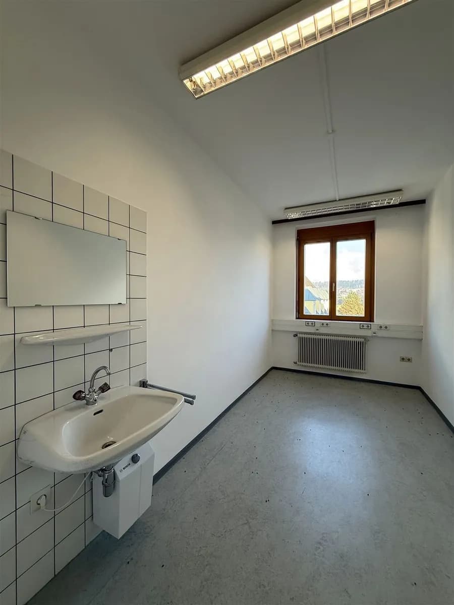 Gewerbeimmobilie mieten in Hallein – 314 m², € 3.675 – Bild 25 von 59
