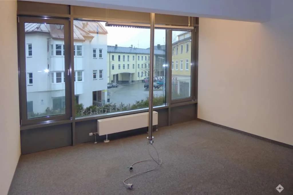Gewerbeimmobilie mieten in Hallein – 279 m², € 4.022 – Bild 4 von 5