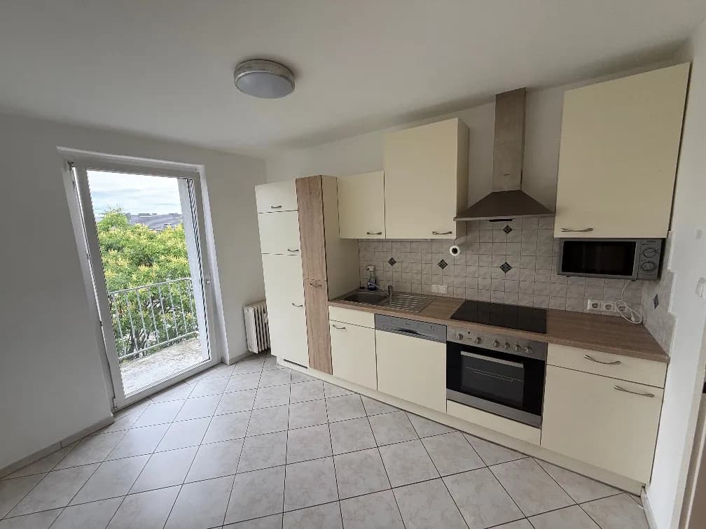 4-Zimmer-Wohnung mieten in Klagenfurt – 125 m², € 1.459 – Bild 5 von 8