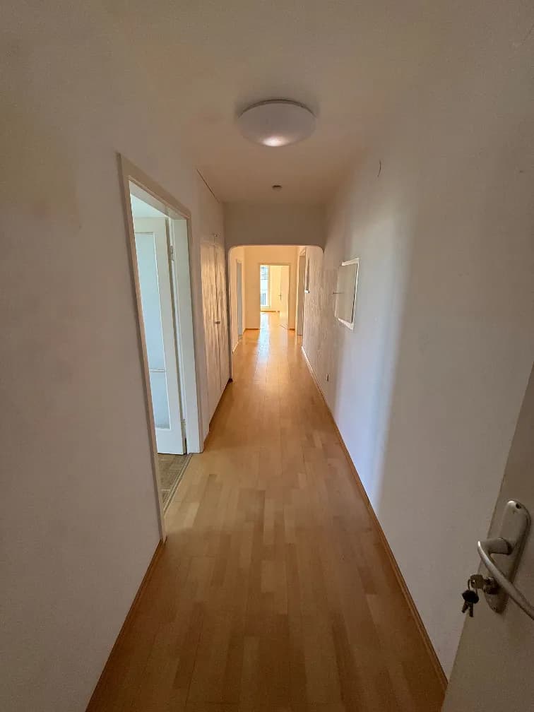 4-Zimmer-Wohnung mieten in Klagenfurt – 125 m², € 1.459 – Bild 6 von 8